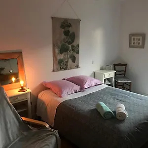 Petite Halte à De Bretagne Couette-café